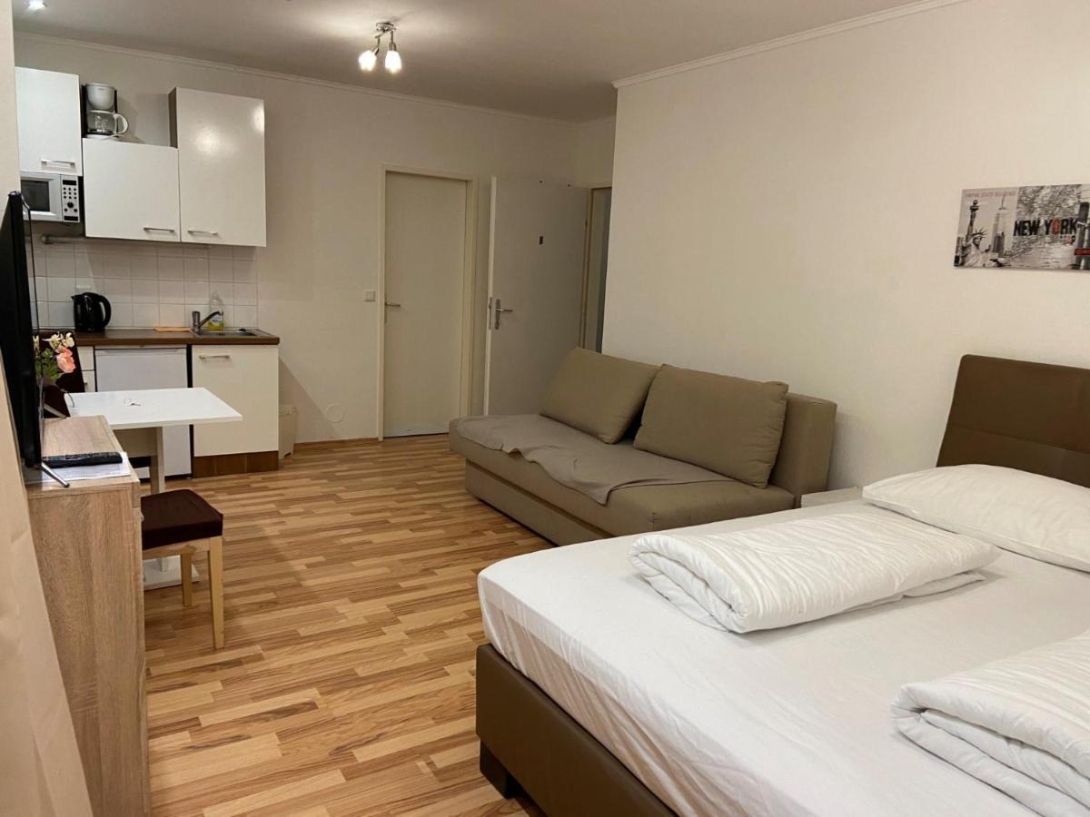 Grand Central Station Apartments I Contactless Check-In 비엔나 외부 사진