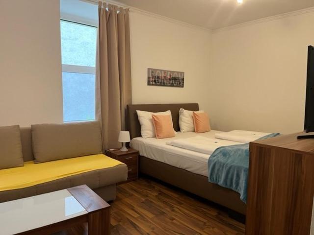 Grand Central Station Apartments I Contactless Check-In 비엔나 외부 사진